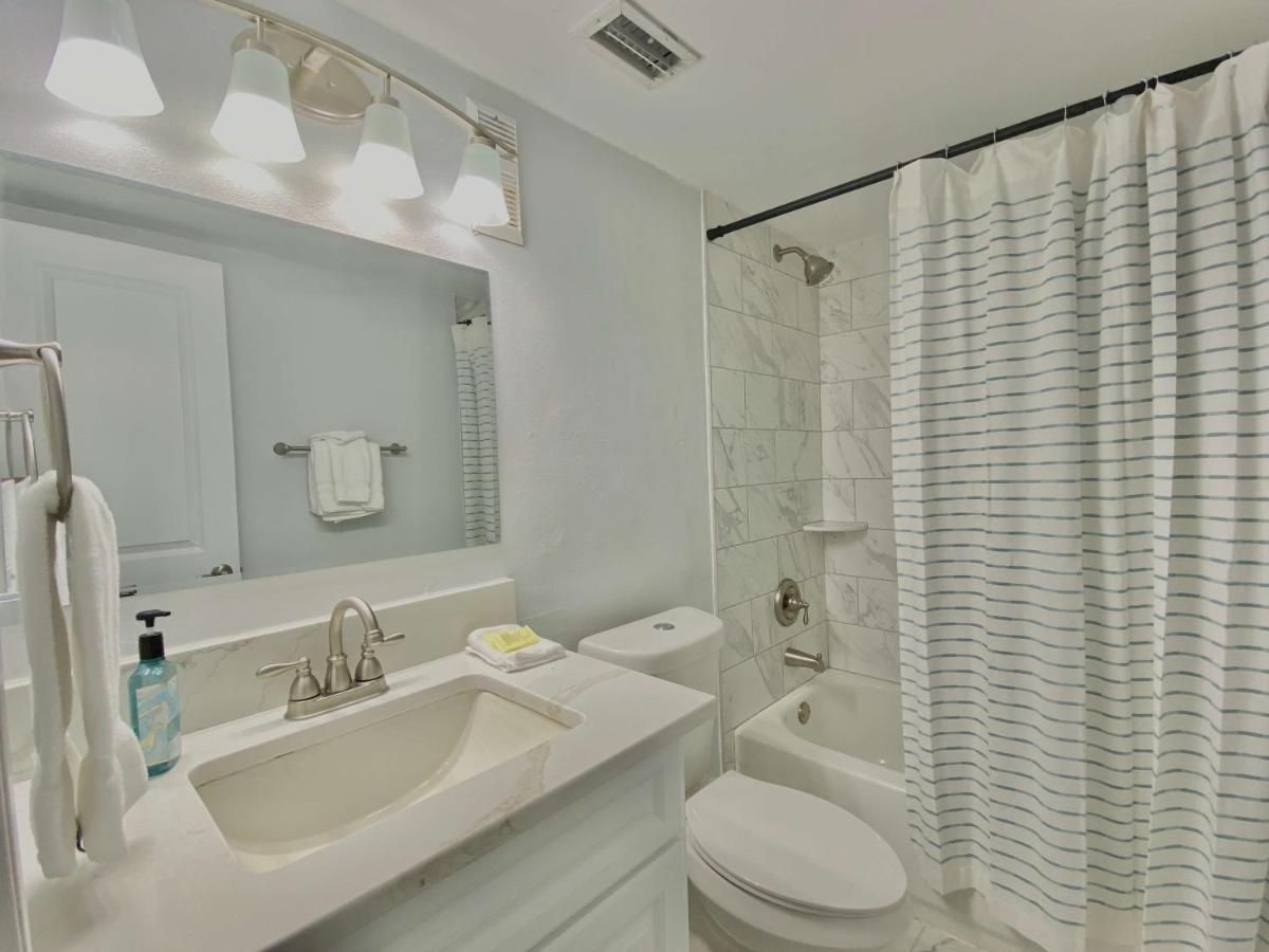 Island Winds East: Beachfront Condo Near Hangout Gulf Shores Exterior photo